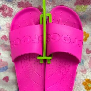 CROCS Pink Sandals with Perforated Design and Pivoting Heel Strap